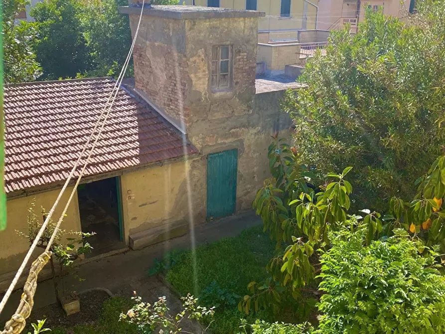 Immagine 10 di Casa semindipendente in vendita  a Rosignano Marittimo