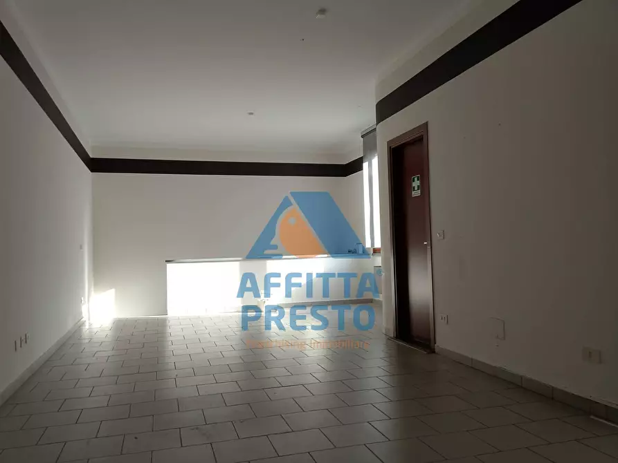 Immagine 6 di Attività commerciale in affitto  a Empoli