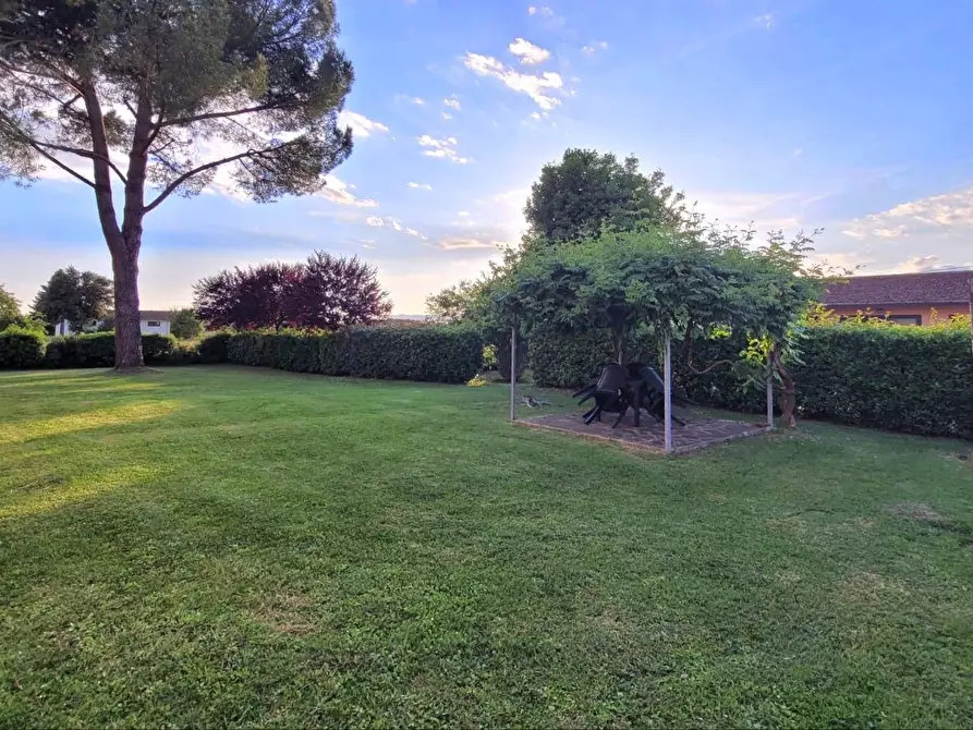 Immagine 2 di Camera in affitto  a Fucecchio