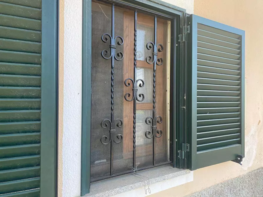 Immagine 2 di Appartamento in vendita  a Marciana Marina