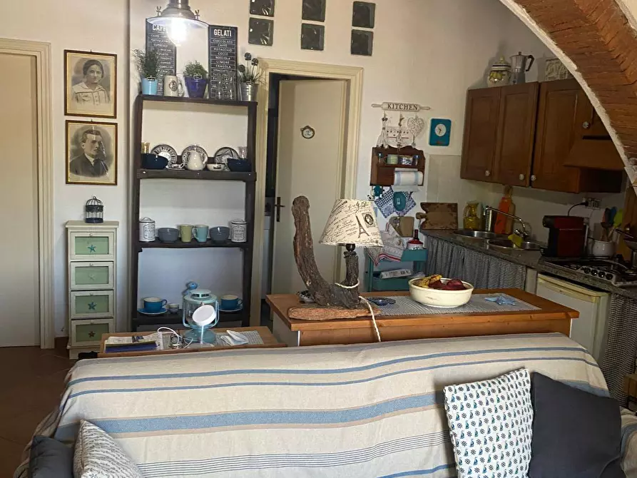 Immagine 9 di Appartamento in vendita  a Marciana Marina