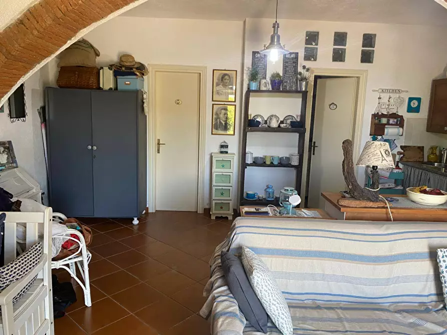 Immagine 11 di Appartamento in vendita  a Marciana Marina