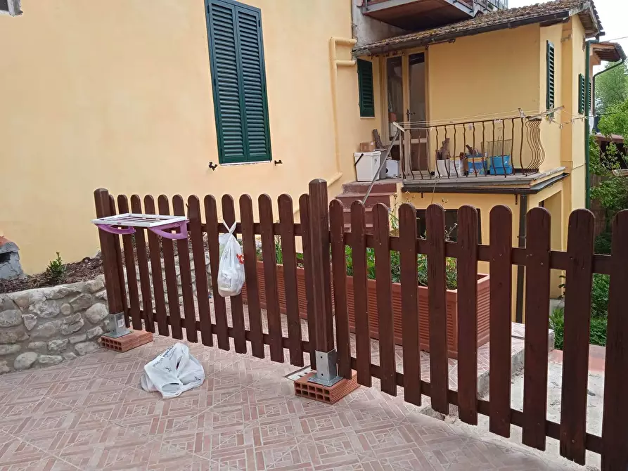 Immagine 11 di Appartamento in vendita  a Scandicci