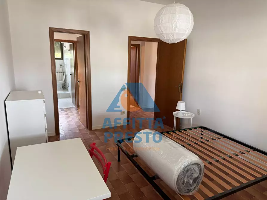 Immagine 2 di Camera in affitto  a Empoli