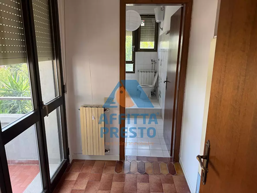 Immagine 8 di Camera in affitto  a Empoli