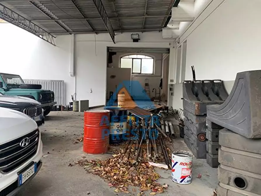 Immagine 4 di Capannone industriale in affitto  a Empoli