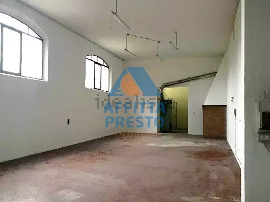 Immagine 9 di Capannone industriale in affitto  a Empoli