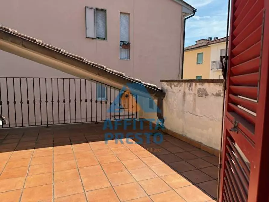 Immagine 6 di Appartamento in affitto  a Empoli