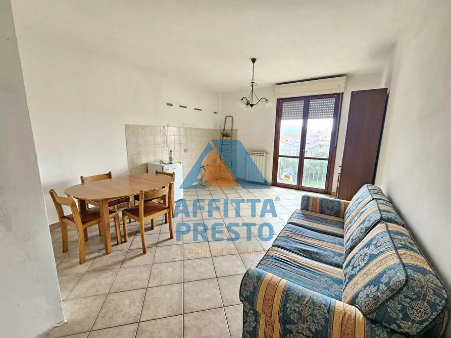 Immagine 1 di Appartamento in vendita  a Pescia