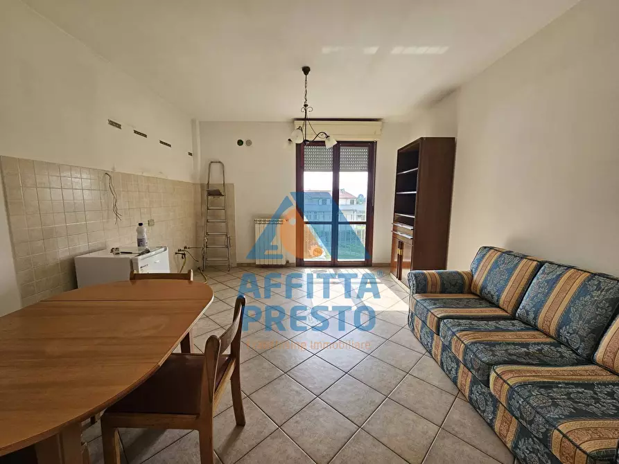 Immagine 2 di Appartamento in vendita  a Pescia