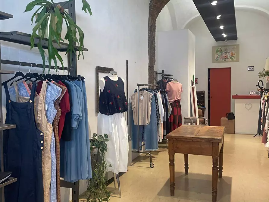 Immagine 7 di Negozio in affitto  in VIA TORINO 48 a Chivasso