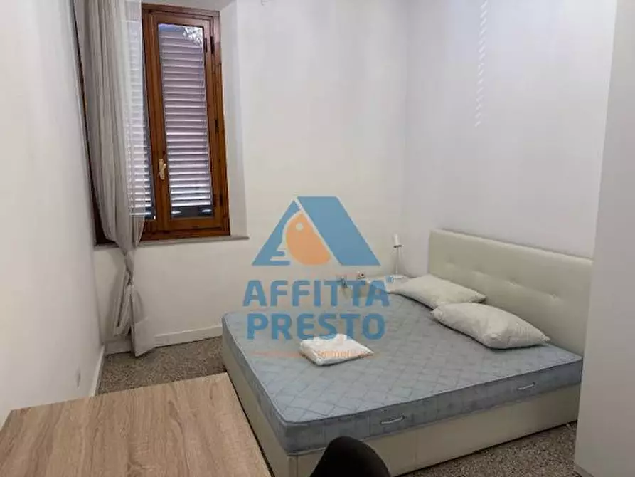 Immagine 4 di Camera in affitto  a Empoli