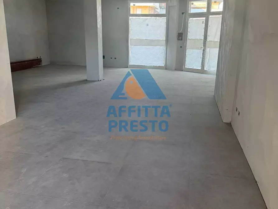 Immagine 1 di Attività commerciale in affitto  a Capraia E Limite