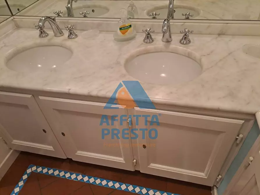 Immagine 27 di Appartamento in affitto  a Empoli