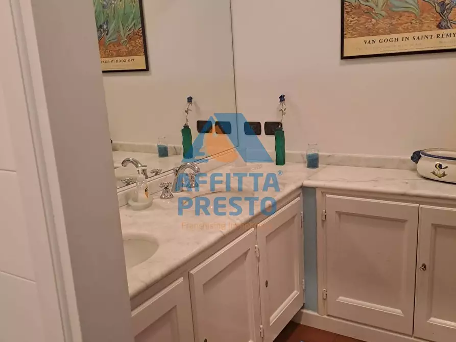 Immagine 28 di Appartamento in affitto  a Empoli
