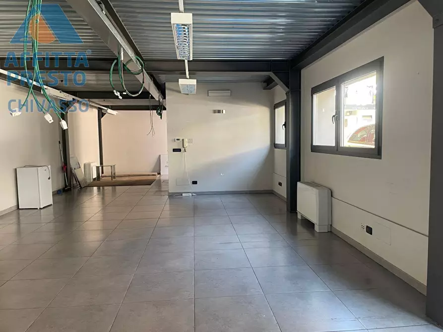 Immagine 16 di Ufficio in affitto  in Via Teodoro 1 a Chivasso