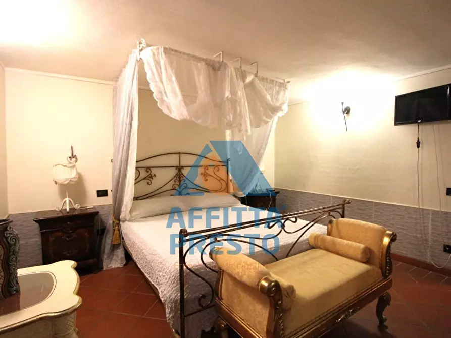 Immagine 10 di Villetta a schiera in affitto  a Vicopisano