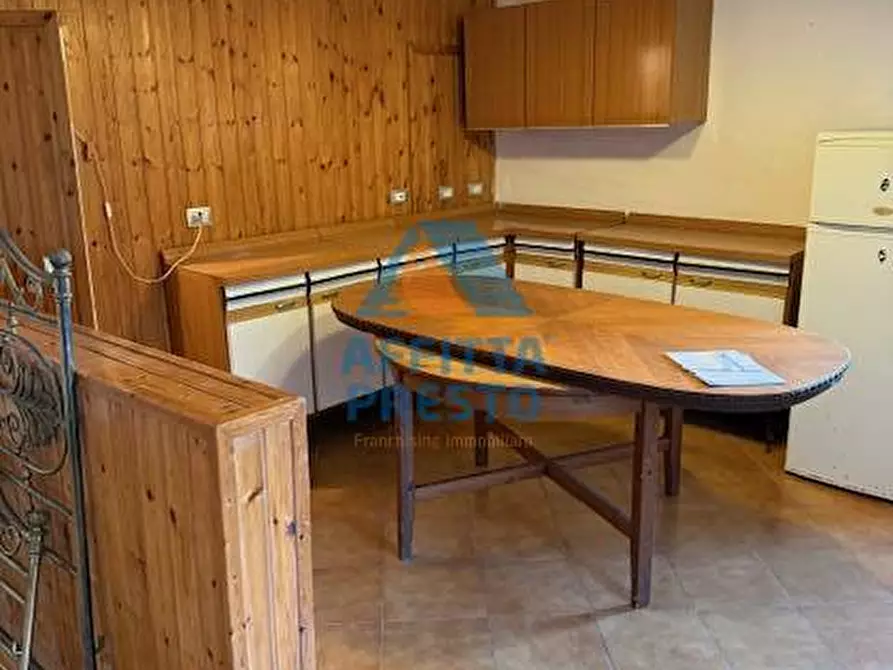 Immagine 11 di Appartamento in vendita  a Lastra A Signa