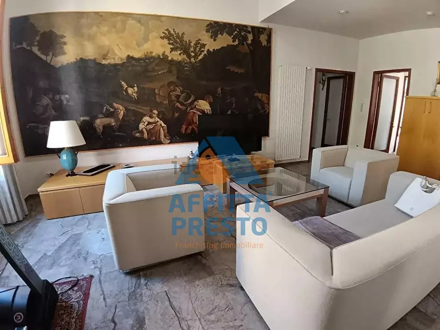 Immagine 5 di Appartamento in affitto  a Empoli