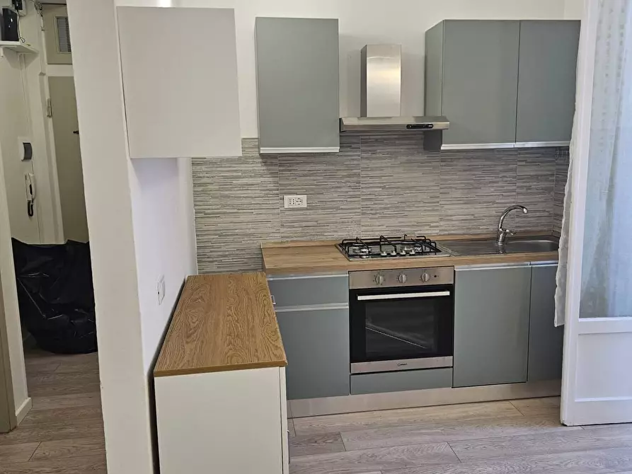 Immagine 10 di Camera in affitto  a Firenze