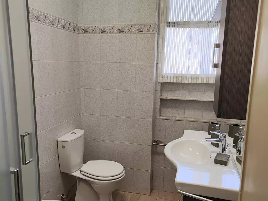 Immagine 23 di Camera in affitto  a Firenze