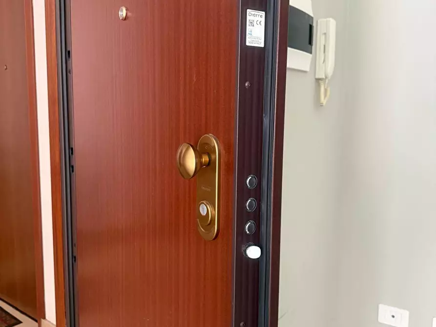 Immagine 5 di Appartamento in vendita  in Via Alessandro Volta 45 a Borgaro Torinese