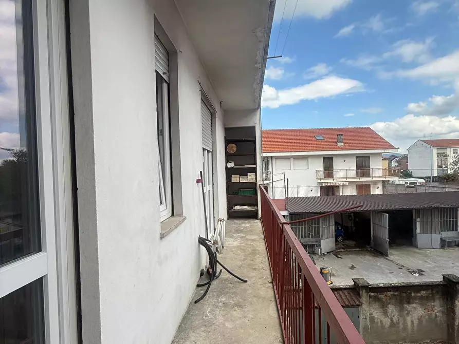 Immagine 13 di Appartamento in vendita  in Via Alessandro Volta 45 a Borgaro Torinese
