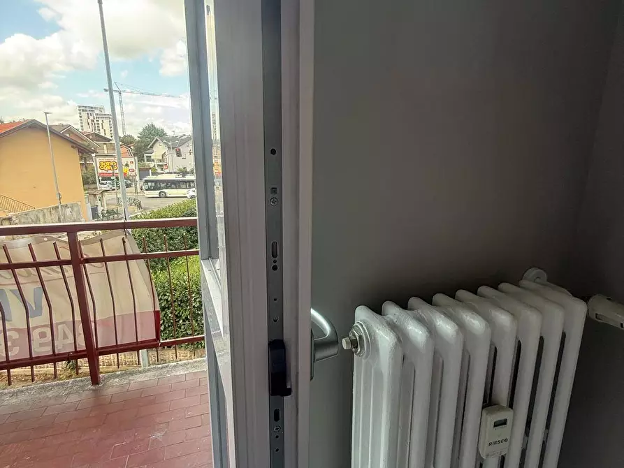 Immagine 12 di Appartamento in vendita  in Via Alessandro Volta 45 a Borgaro Torinese