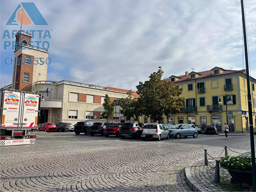 Immagine 2 di Ufficio in affitto  in piazza del popolo a Chivasso