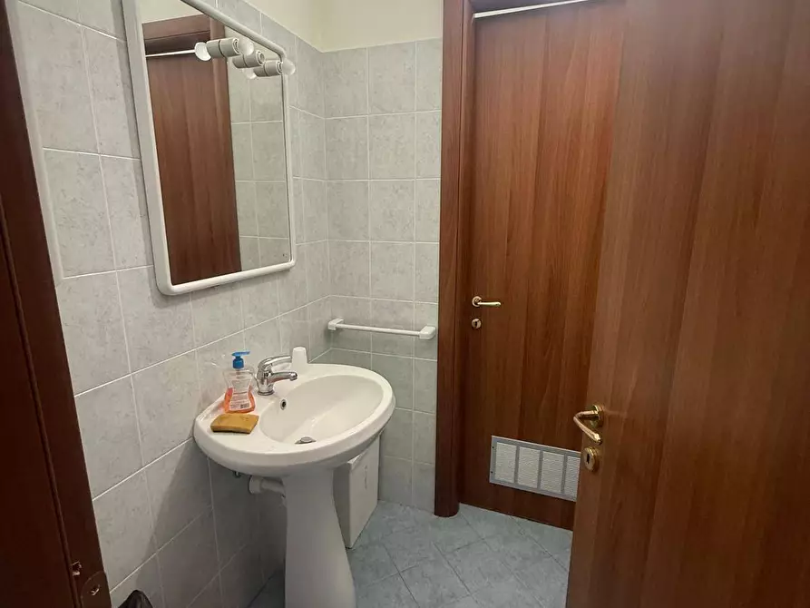 Immagine 19 di Ufficio in vendita  in CORSO ORBASSANO 336 a Torino