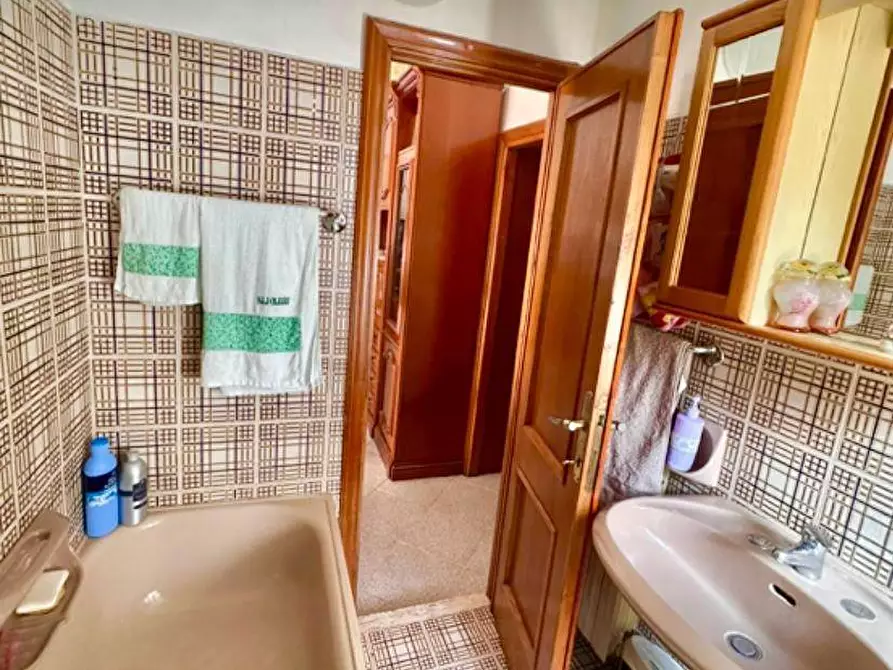 Immagine 45 di Appartamento in vendita  a Marciana