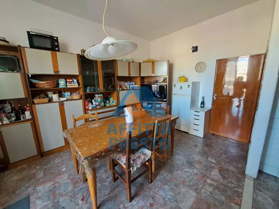 Immagine 2 di Camera in affitto  a Empoli