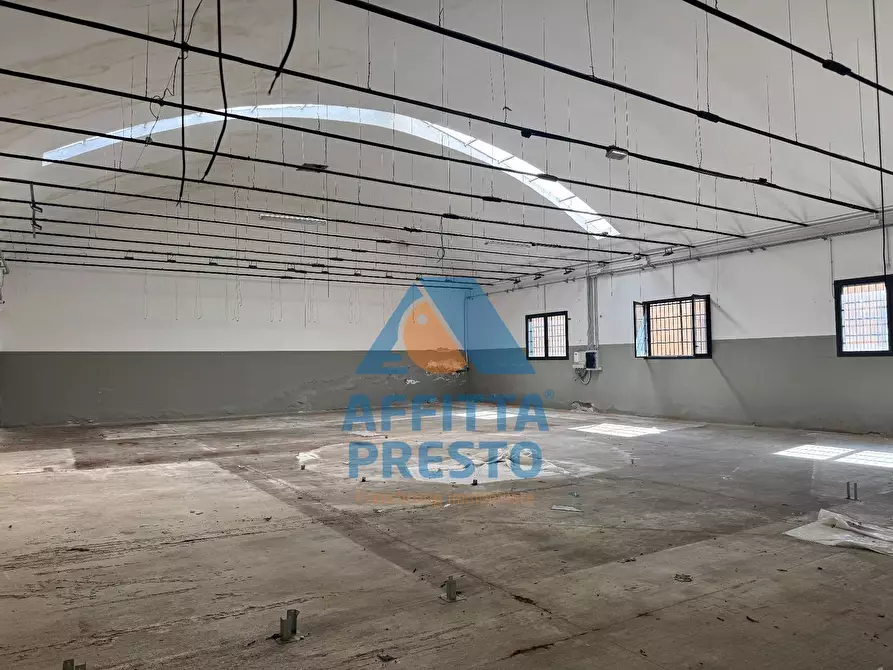Immagine 3 di Capannone industriale in affitto  a Santa Croce Sull'arno