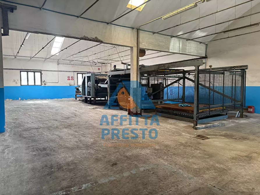 Immagine 3 di Capannone industriale in affitto  a Santa Croce Sull'arno