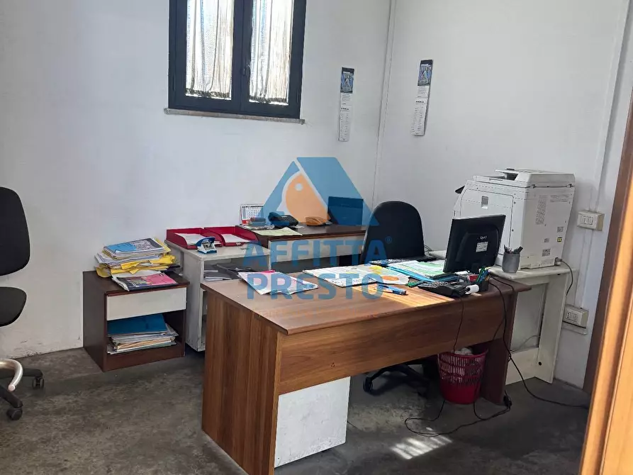 Immagine 11 di Capannone industriale in affitto  a Santa Croce Sull'arno