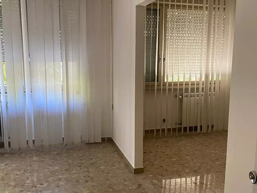 Immagine 3 di Ufficio in affitto  a Udine