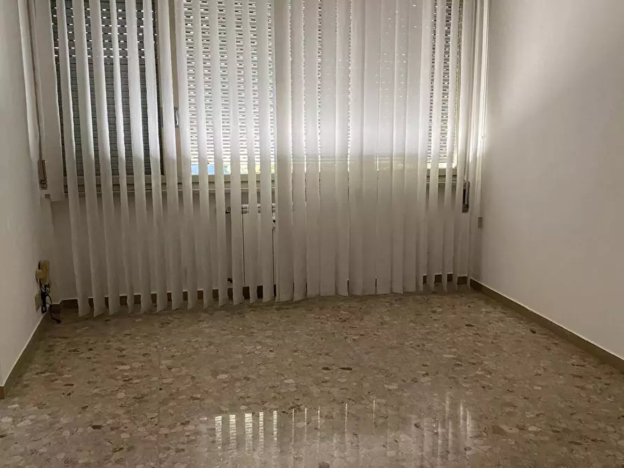 Immagine 5 di Ufficio in affitto  a Udine