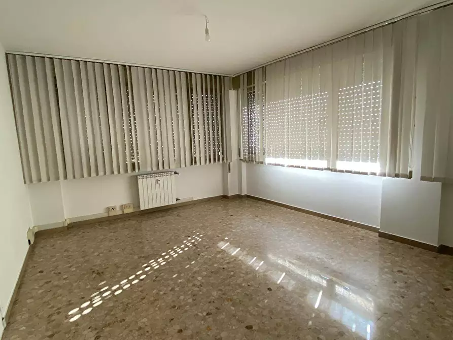 Immagine 6 di Ufficio in affitto  a Udine