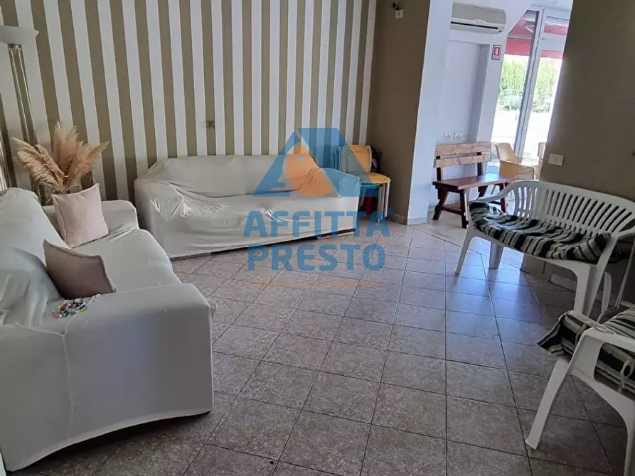 Immagine 4 di Attività commerciale in affitto  a Cerreto Guidi