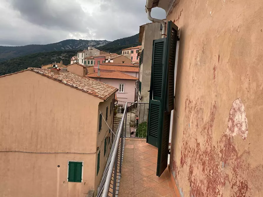 Immagine 32 di Appartamento in vendita  a Marciana