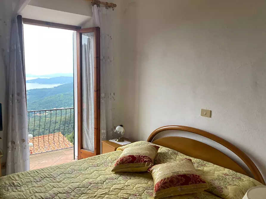 Immagine 43 di Appartamento in vendita  a Marciana