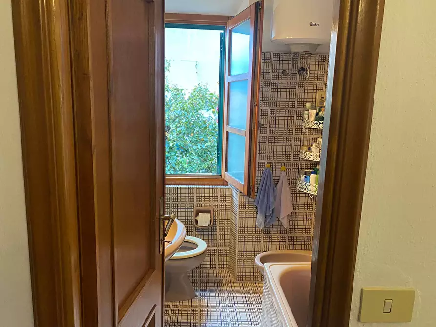 Immagine 48 di Appartamento in vendita  a Marciana