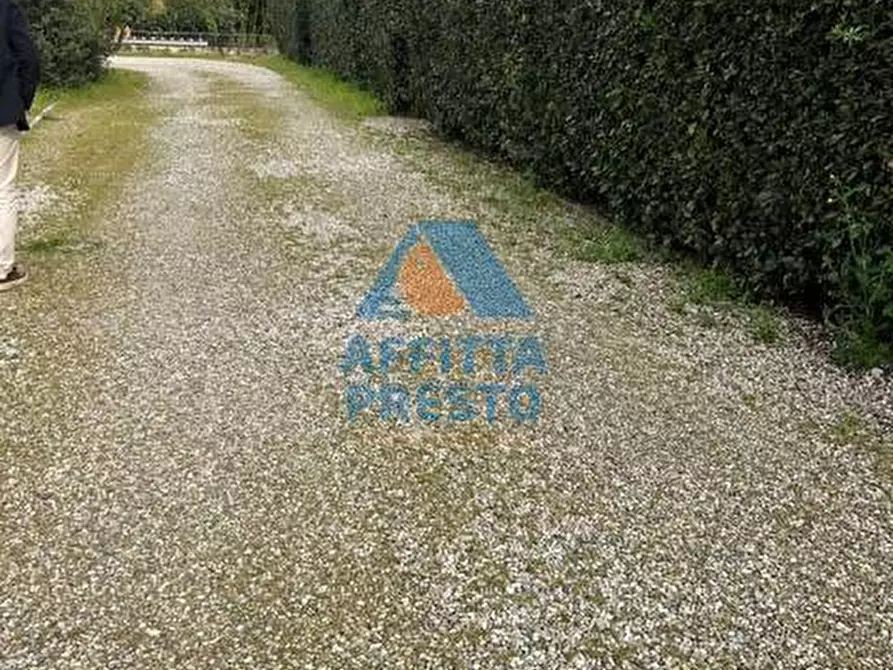 Immagine 13 di Appartamento in affitto  a Montelupo Fiorentino