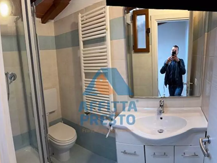 Immagine 23 di Appartamento in affitto  a Empoli