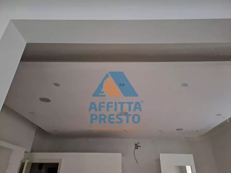 Immagine 6 di Attività commerciale in affitto  a Empoli