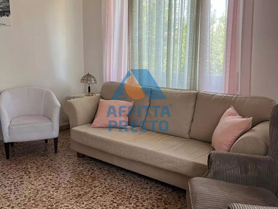 Immagine 1 di Appartamento in affitto  a Forte Dei Marmi