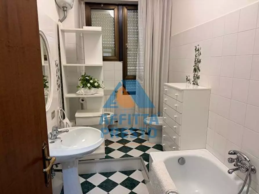 Immagine 9 di Appartamento in affitto  a Empoli