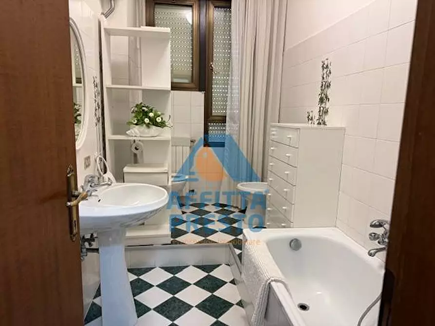 Immagine 10 di Appartamento in affitto  a Empoli