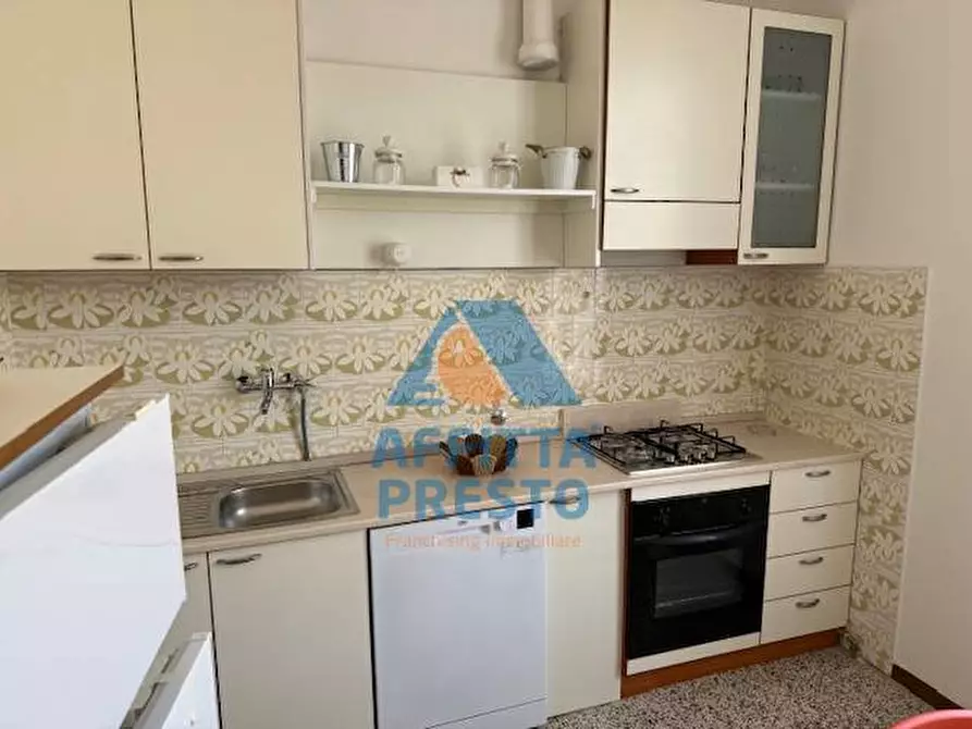 Immagine 2 di Camera in affitto  a Empoli