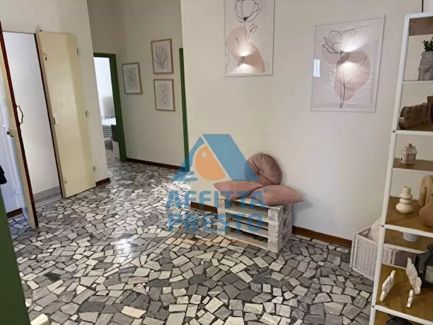 Immagine 29 di Camera in affitto  a Empoli